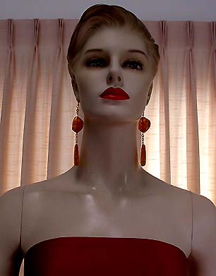 a beautiful VINTAGE COSTUME ESTATE ANTIQUE JEWELRY EARRINGS unsigned