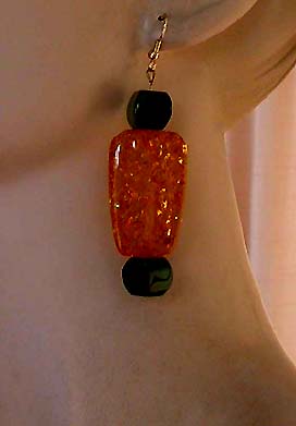 a beautiful VINTAGE COSTUME ESTATE ANTIQUE JEWELRY EARRINGS unsigned