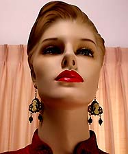a beautiful vintage costume jewelry crystal rhinestone necklace