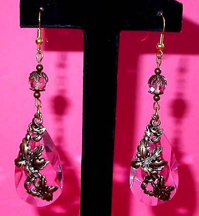 a beautiful VINTAGE COSTUME ESTATE ANTIQUE JEWELRY EARRINGS unsigned