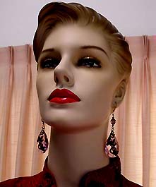 a beautiful vintage costume jewelry crystal rhinestone necklace
