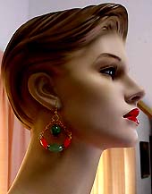 a beautiful vintage costume jewelry crystal rhinestone necklace