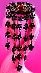a beautiful vintage costume jewelry crystal rhinestone necklace