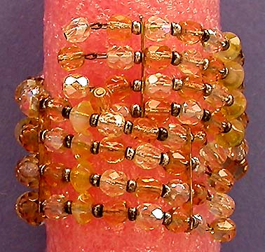 a beautiful vintage costume jewelry bracelet unsigned