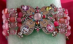 a beautiful vintage costume jewelry crystal rhinestone bracelet