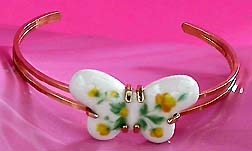 a beautiful vintage costume jewelry crystal rhinestone bracelet