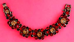 a beautiful vintage costume jewelry crystal rhinestone bracelet