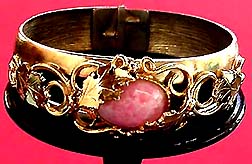 a beautiful vintage costume jewelry crystal rhinestone bracelet
