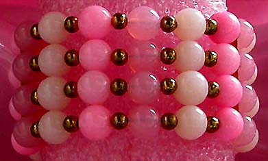 a beautiful vintage costume jewelry bracelet unsigned