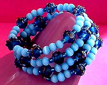 a beautiful vintage costume jewelry crystal rhinestone bracelet