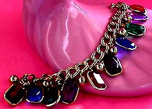 a beautiful vintage costume jewelry crystal rhinestone bracelet