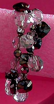 a beautiful vintage costume jewelry bracelet unsigned