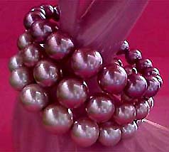 a beautiful vintage costume jewelry bracelet unsigned