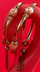 a beautiful vintage costume jewelry crystal rhinestone bracelet