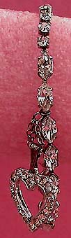 a beautiful vintage costume jewelry bracelet unsigned