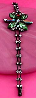a beautiful vintage costume jewelry bracelet unsigned