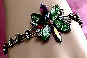 a beautiful vintage costume jewelry crystal rhinestone bracelet