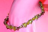 a beautiful vintage costume jewelry bracelet Unsigned