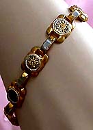a beautiful vintage costume jewelry crystal rhinestone bracelet