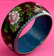 a beautiful vintage costume jewelry crystal rhinestone bracelet