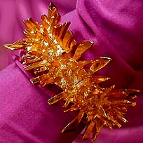 a beautiful vintage costume jewelry bracelet unsigned