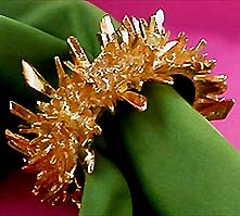 a beautiful vintage costume jewelry bracelet unsigned