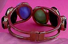 a beautiful vintage costume jewelry bracelet unsigned
