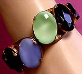 a beautiful vintage costume jewelry crystal rhinestone bracelet