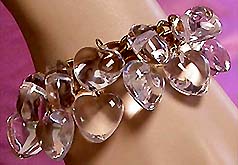 a beautiful vintage costume jewelry bracelet unsigned