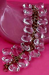 a beautiful vintage costume jewelry bracelet unsigned