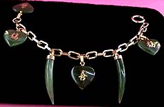 a beautiful vintage costume jewelry bracelet unsigned