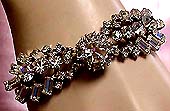 a beautiful vintage costume jewelry crystal rhinestone bracelet