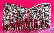 a beautiful vintage costume jewelry bracelet unsigned