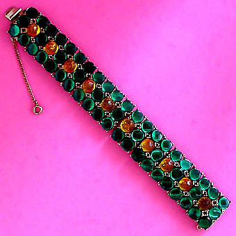 a beautiful vintage costume jewelry bracelet unsigned