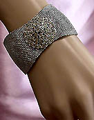 a beautiful vintage costume jewelry crystal rhinestone bracelet
