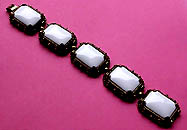 a beautiful vintage costume jewelry crystal rhinestone bracelet