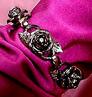 a beautiful vintage costume jewelry crystal rhinestone bracelet