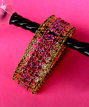 a beautiful vintage costume jewelry bracelet unsigned