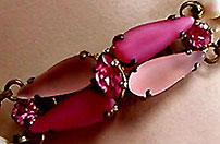 a beautiful vintage costume jewelry crystal rhinestone bracelet