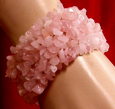 a beautiful vintage costume jewelry bracelet unsigned