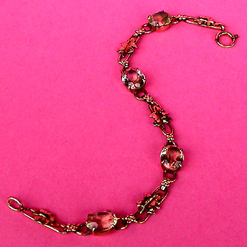 a beautiful vintage costume jewelry bracelet unsigned