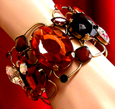 a beautiful vintage costume jewelry crystal rhinestone bracelet