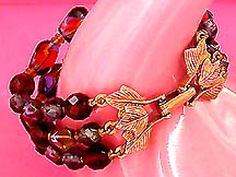 a beautiful vintage costume jewelry crystal rhinestone bracelet