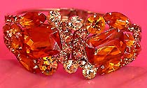 a beautiful vintage costume jewelry Juliana vintage bracelet