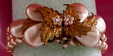 a beautiful vintage costume jewelry crystal rhinestone bracelet