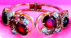 a beautiful vintage costume jewelry crystal rhinestone bracelet
