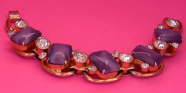 a beautiful vintage costume jewelry bracelet unsigned