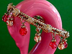 a beautiful vintage costume jewelry crystal rhinestone bracelet