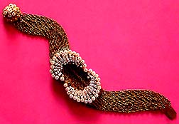 a beautiful vintage costume jewelry crystal rhinestone bracelet
