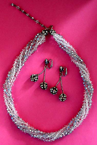 a beautiful vintage costume jewelry bridal necklaces